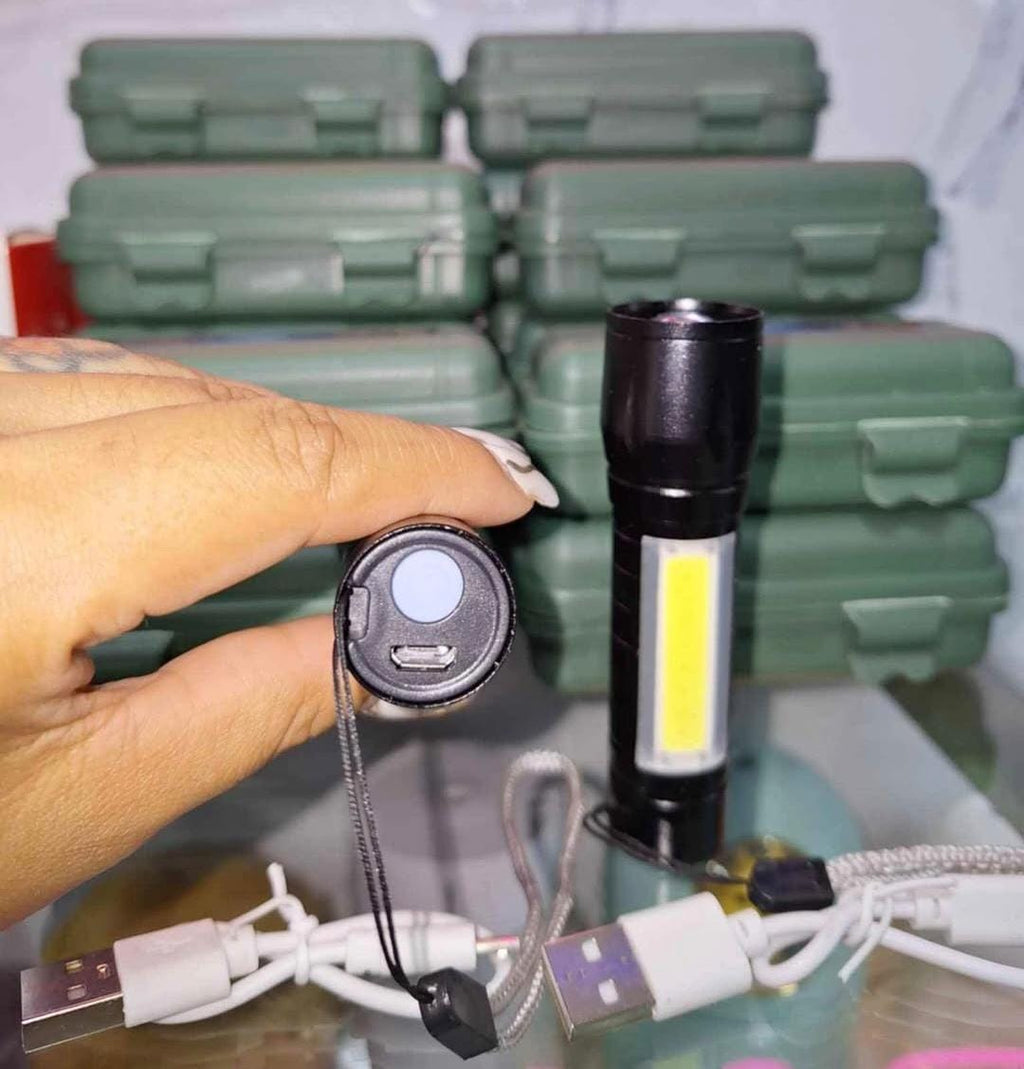 Linterna Táctica Recargable USB con Estuche